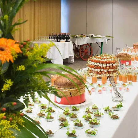 Novotel Amiens Pole Jules Verne Hotel