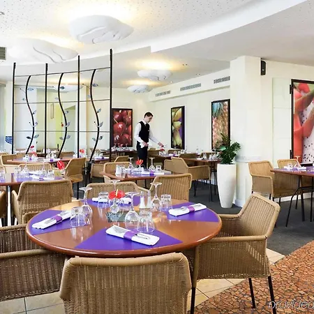 Novotel Amiens Pole Jules Verne 4*