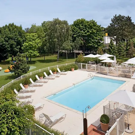 Hotel Novotel Amiens Pôle Jules Verne Boves
